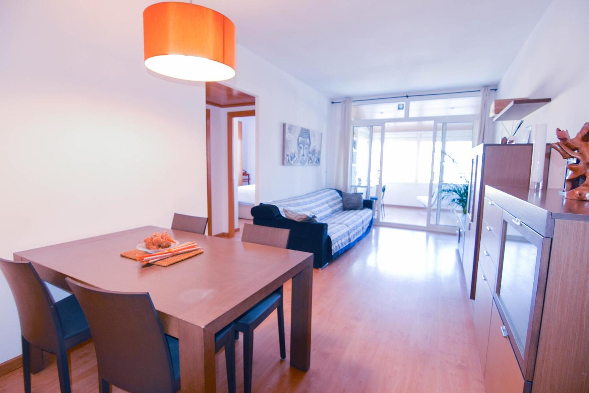 Touch The Sky Apartamento L'Hospitalet de Llobregat Exterior foto